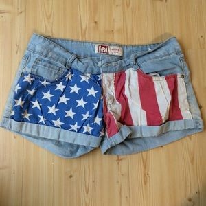 LEI Patriotic Shorts